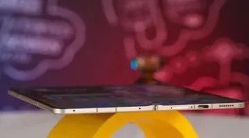 تسريب حديث يكشف أن آيفون القابل للطي قد يأتي بمفصل مطبوع بتقنية ثلاثية الأبعاد